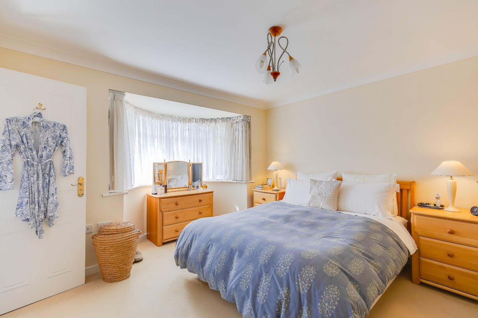 12 Blodyn Y Gog, Barry, CF63 1FB